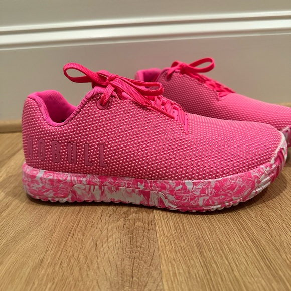 Women’s NOBULL Training Shoes NWOT Size 8 - Picture 2 of 6